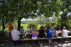 repas vigneron en Valle du Rhne Domaine la Cabotte