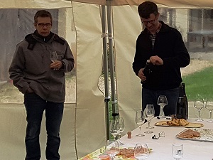 Dégustation de vin journée oenologie au domaine Loire