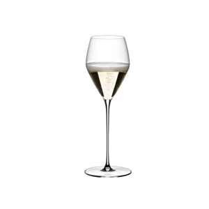 Le verre tulipe optimise la dégustation du champagne