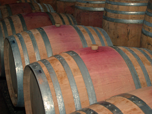 Coffret cadeau vin. Stage oenologie en Bourgogne pour apprendre davanatge sur l'élevage de vin.